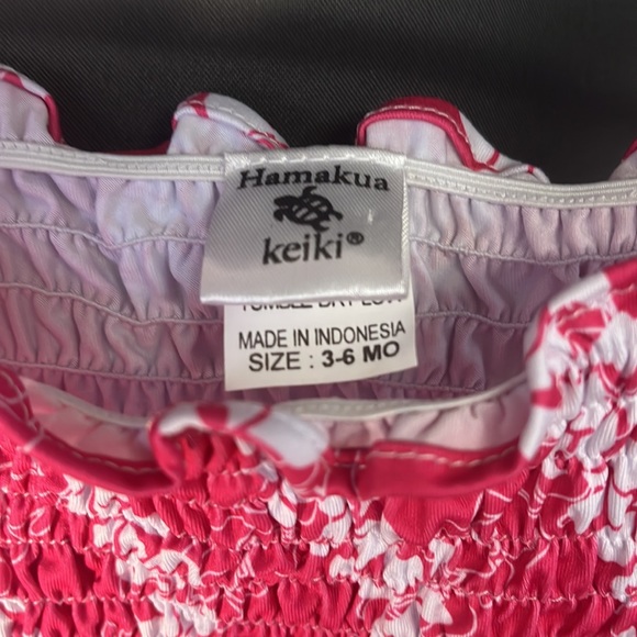 NWT Puakenikeni Hawaii Baby Onesie - Picture 3 of 3